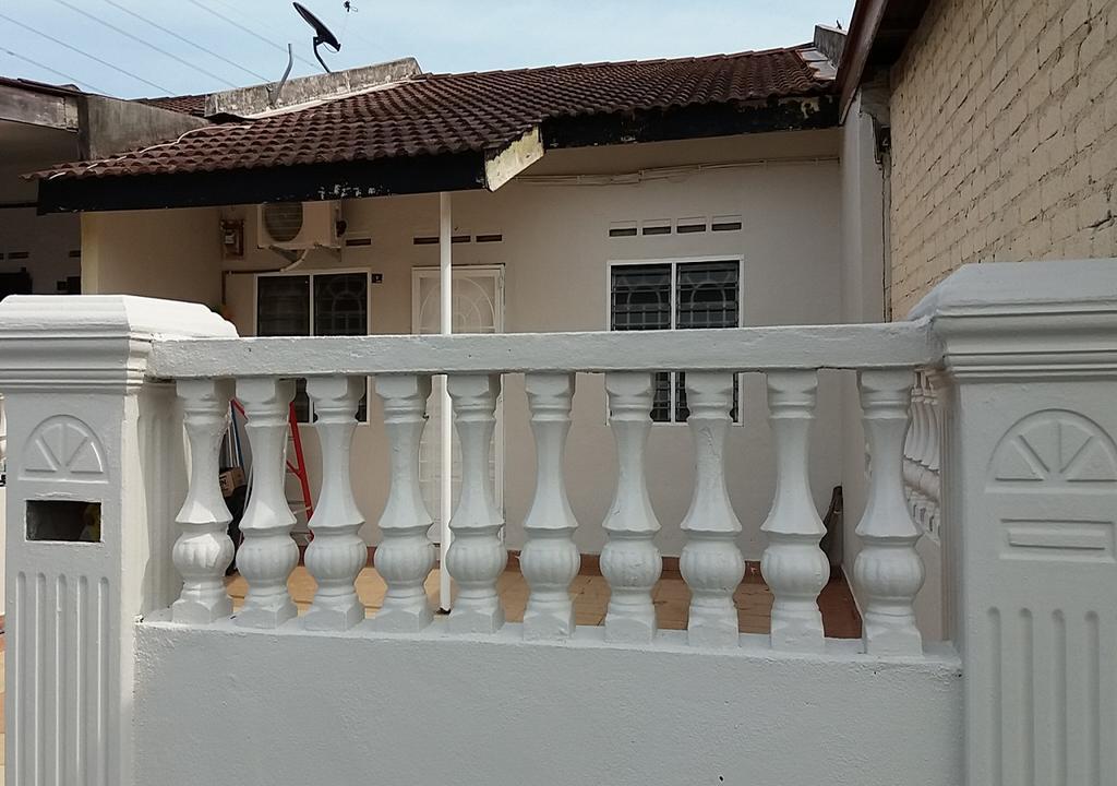 Taman Tanjung Minyak Homestay ملقا المظهر الخارجي الصورة